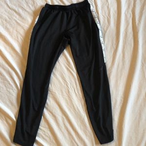 Nike stretchy joggers